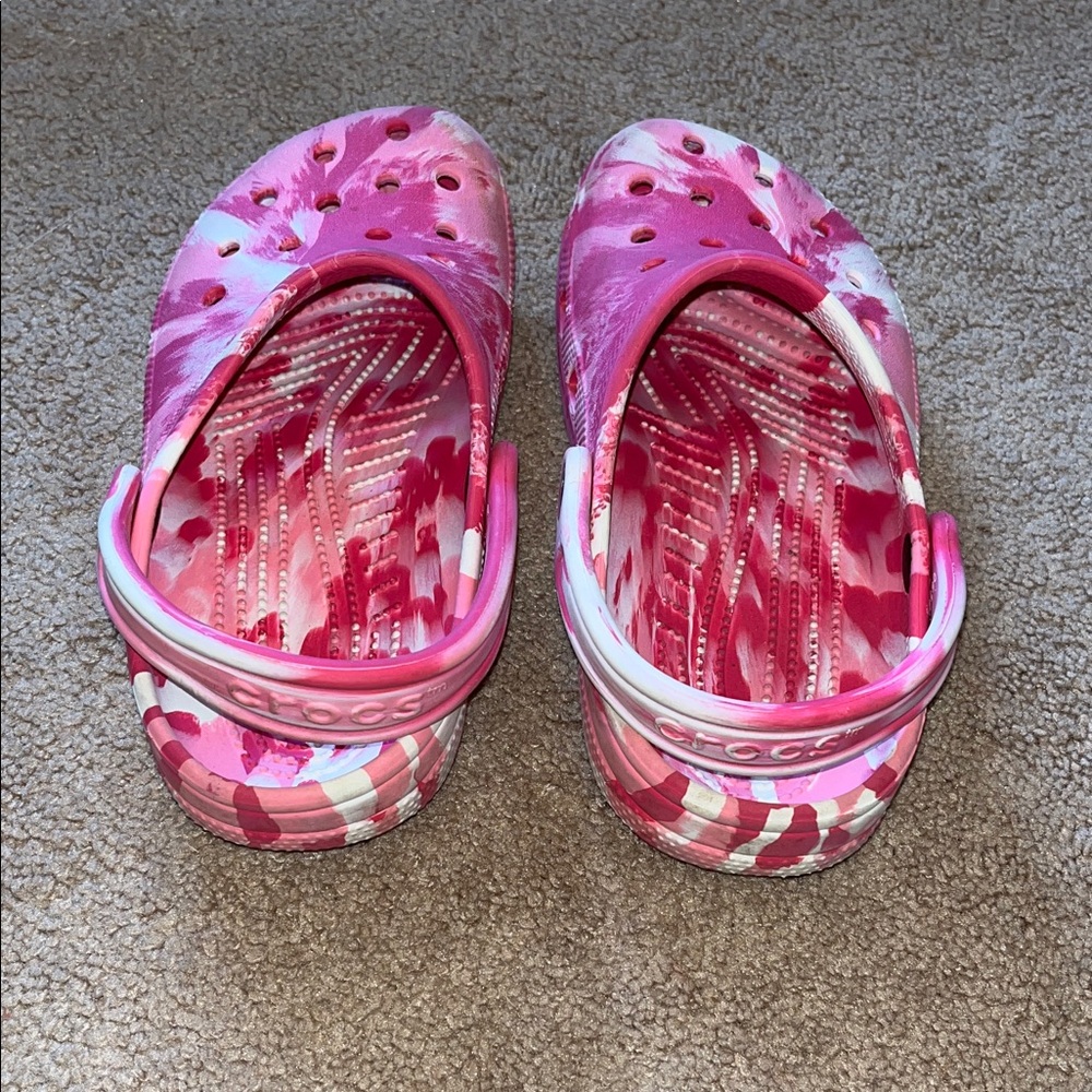 Pink Crocs women size 6 pink and white - Picture 3 of 5